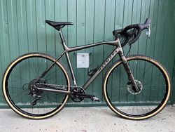 Gravel kolo Raymon ram M TOP STAV