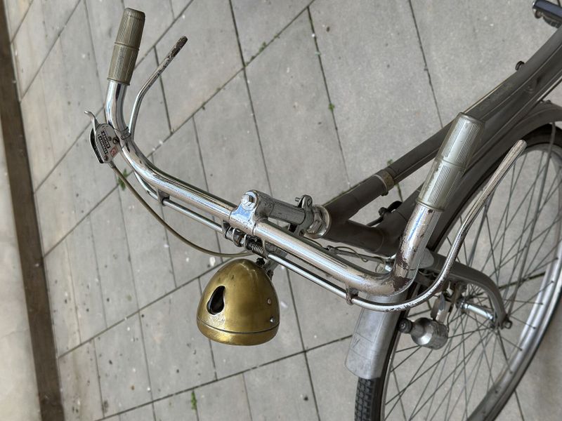 Švýcarské městské kolo veterán - prosim o odhad ceny
