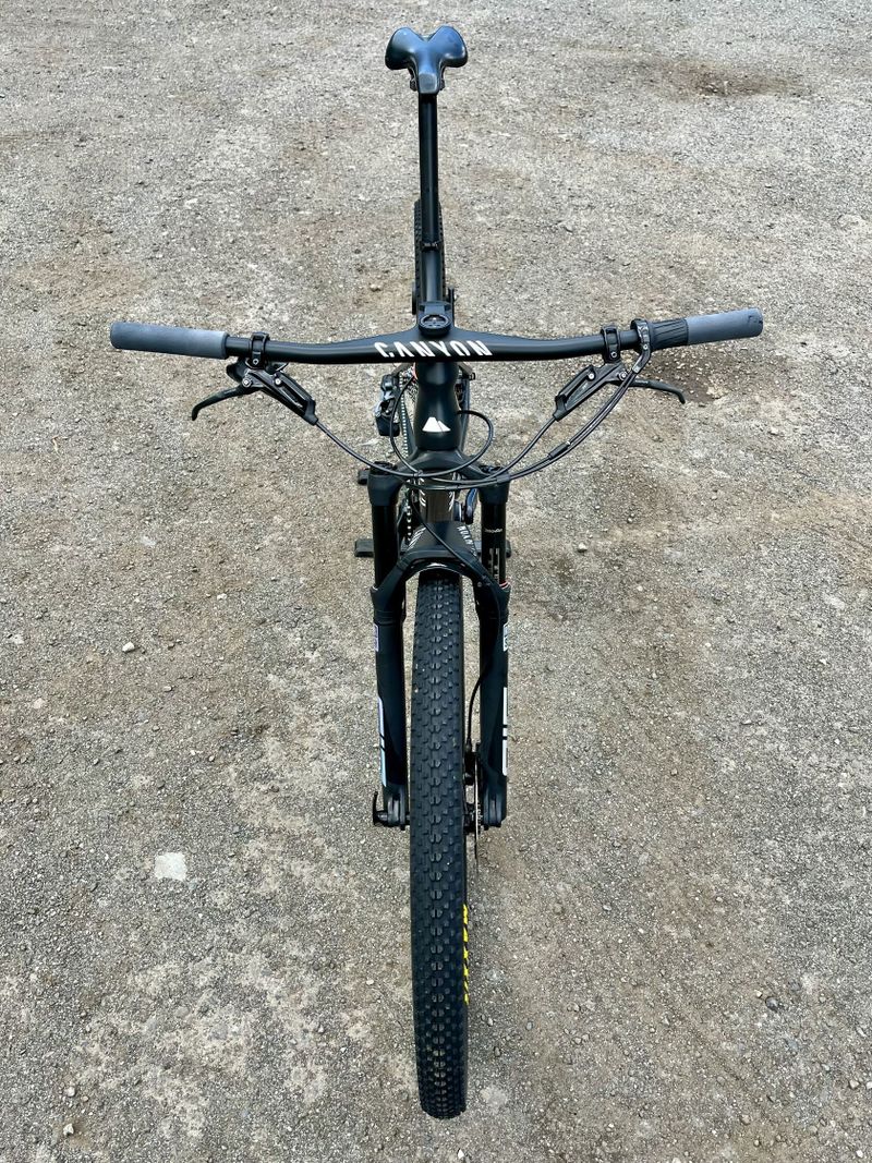 Prodám CANYON LUX CF SL 8 XX1 AXS Quarq