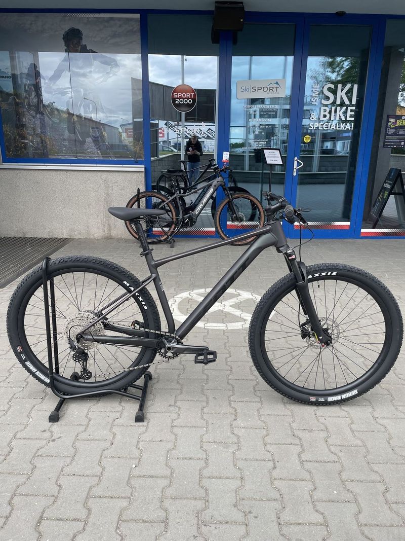 Nové kolo SCOTT SCALE 980 Black, velikost L - SLEVA