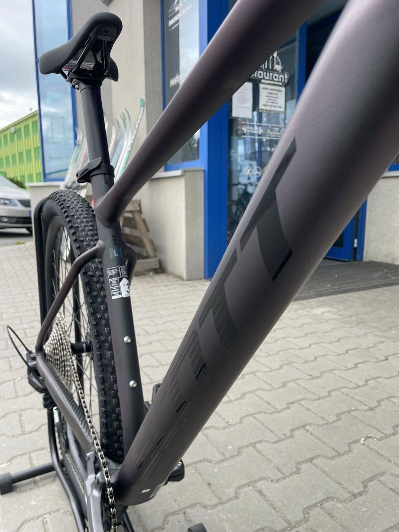 Nové kolo SCOTT SCALE 980 Black, velikost L - SLEVA