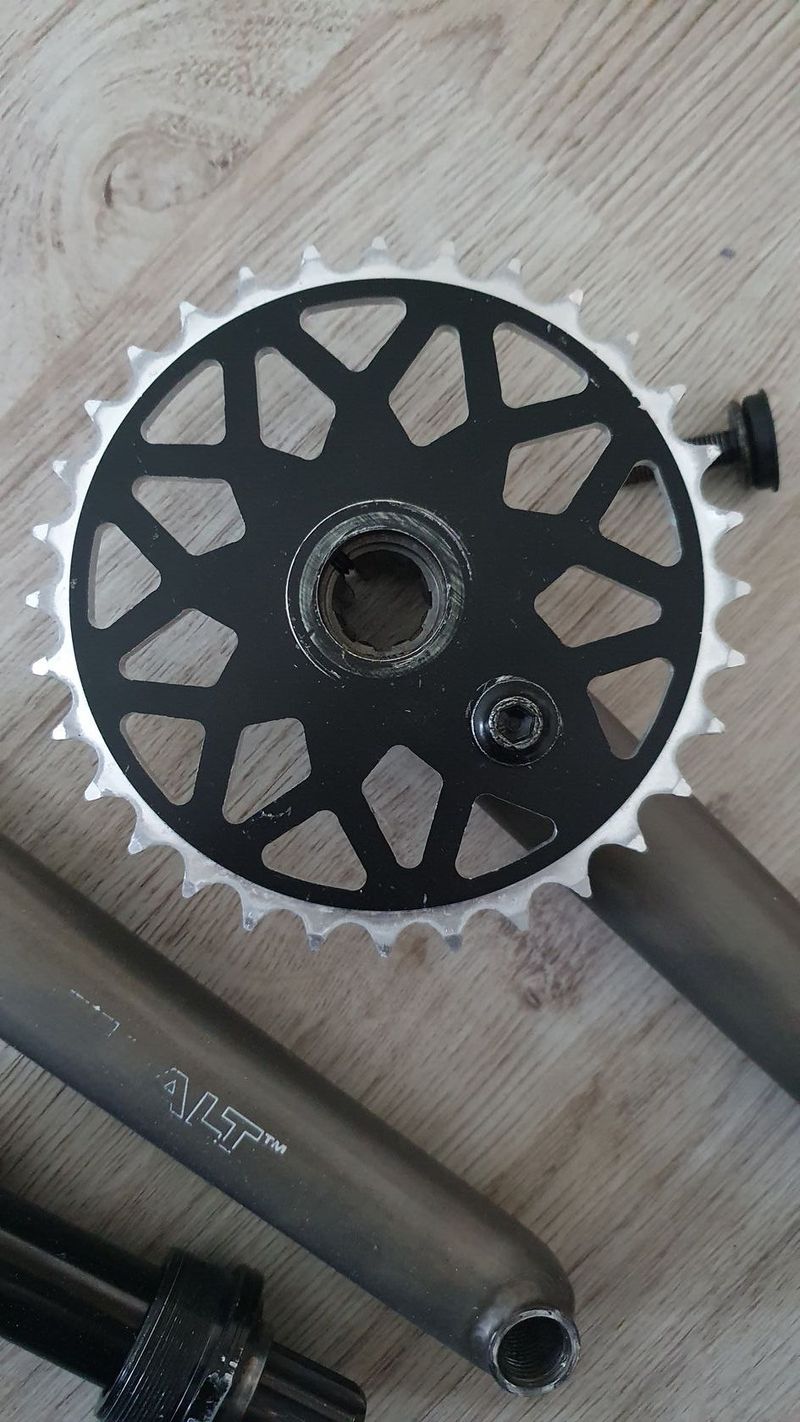 Bmx kliky Salt AM s osou a středem