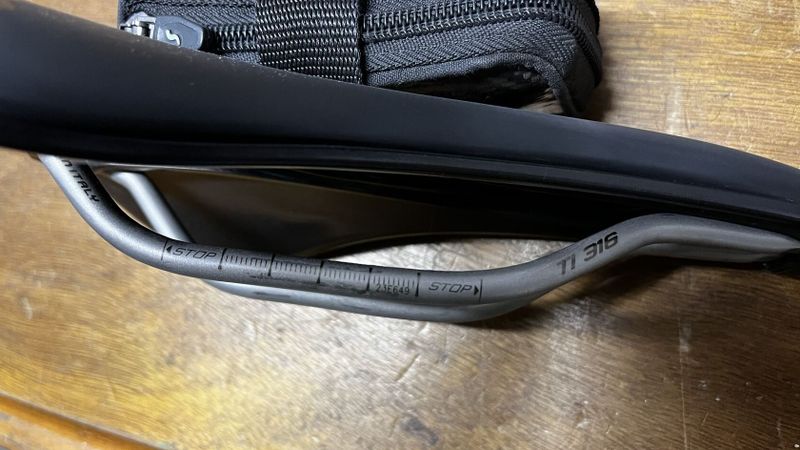 Zánovní sedlo Selle Italia Novus Boost Ti 316 Superflow