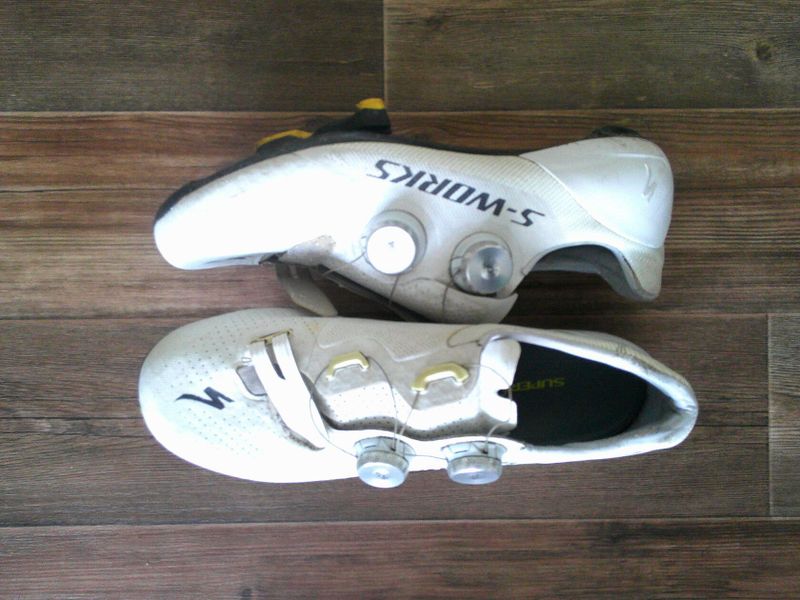 Nabízím dva páry treter Specialized. 