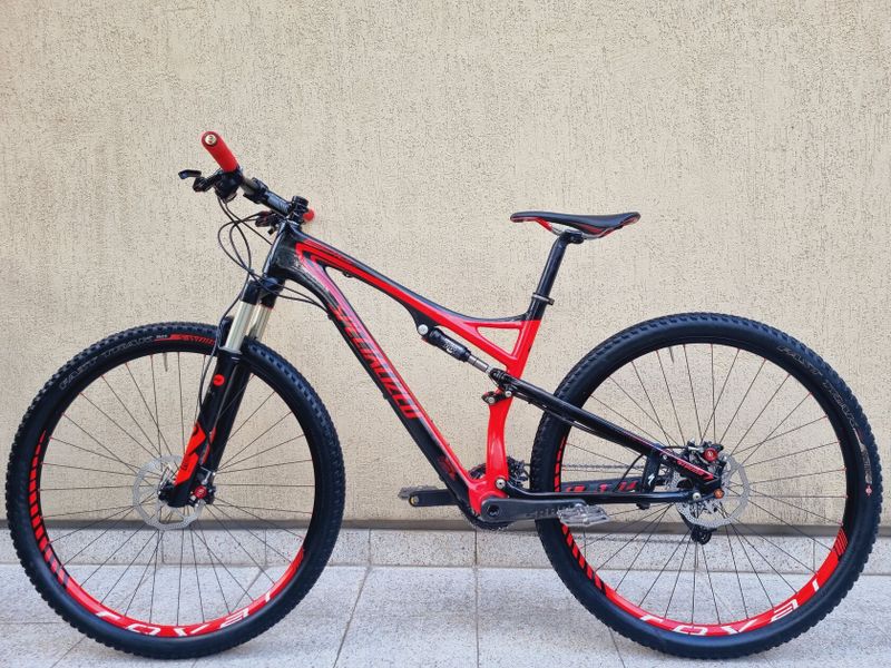 #85 Carbon Specialized 29"/M, pro 170-185cm
