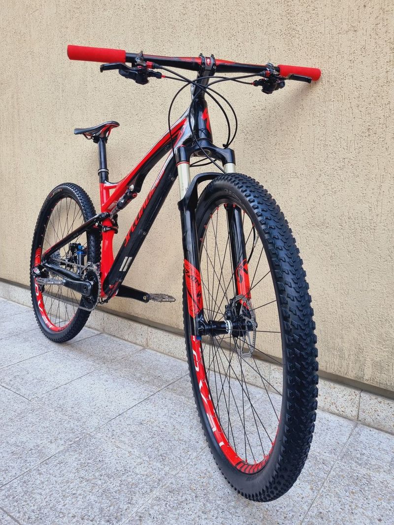 #85 Carbon Specialized 29"/M, pro 170-185cm
