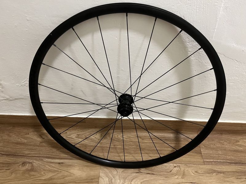 Bontrager Paradigm Comp 25