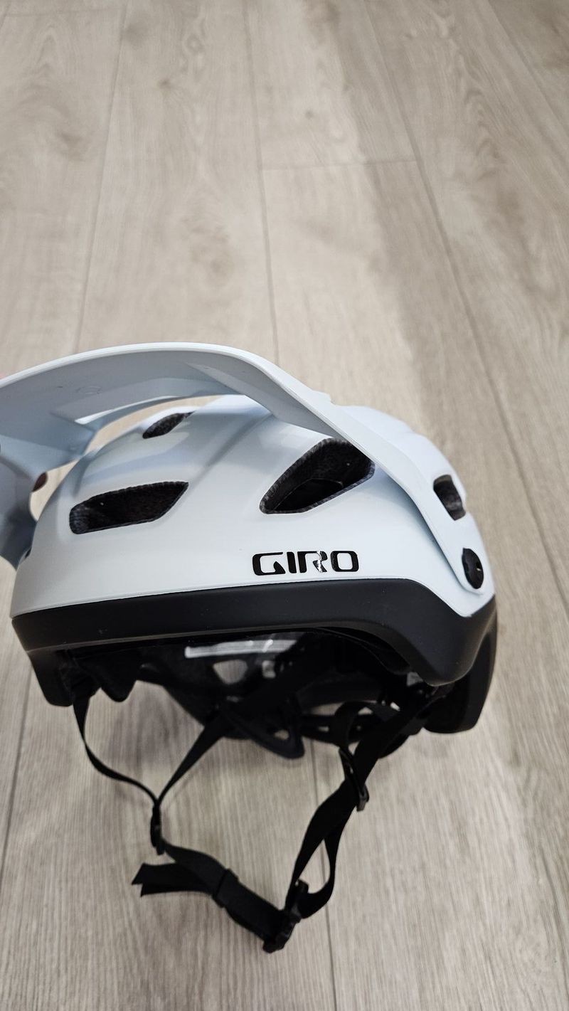 Giro Source, velikost L