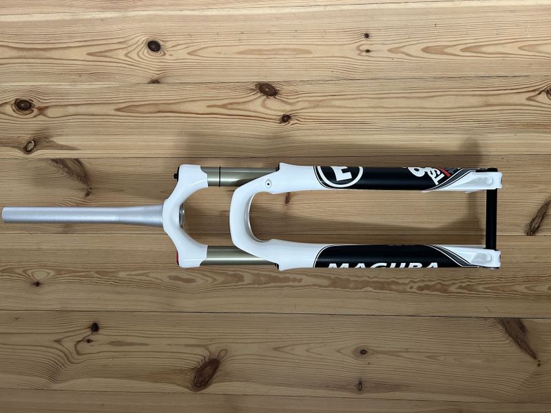Magura ST8 Albert SL 100mm 26"