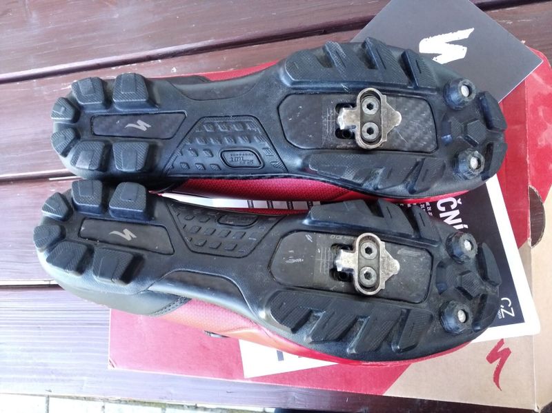 MTB tretry Specialized Expert XC vel.43