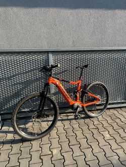 KTM MACINA CHACANA 293 - celoodpružené kolo