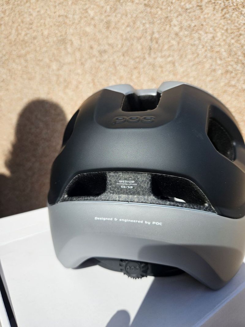 Cyklistická helma POC Axion Race