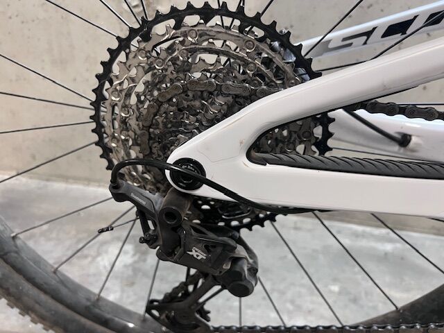 Prodám celoodpružené Horské kolo Scott Spark RC 2024 najeto do 500km neježděné velikost M