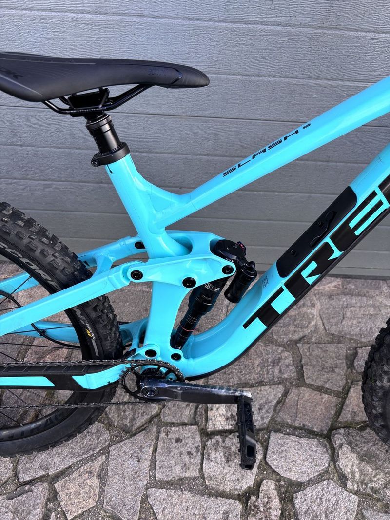 Trek Slash 8 M\L Miami green