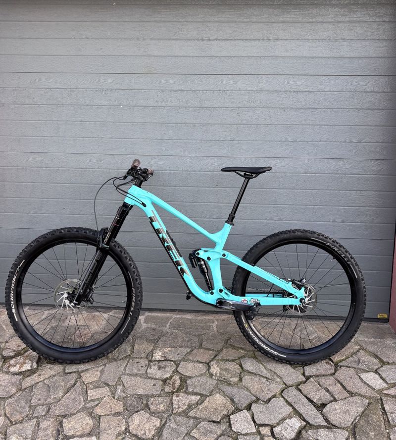 Trek Slash 8 M\L Miami green