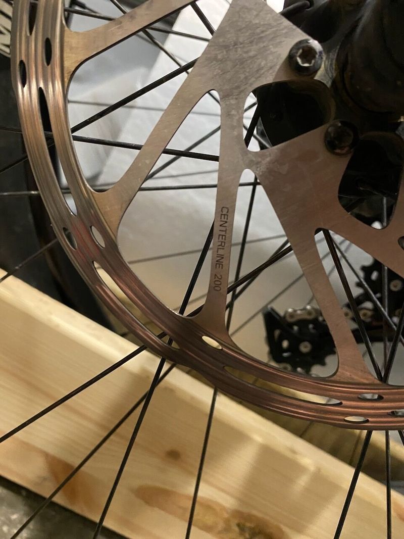 Sram Code R - komplet brzdy (páky, destičky, kotouče)