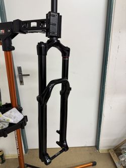 Rockshox lyrik ultimate rc2.1 170mm 29"