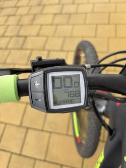 Dětské elektrokolo, top stav, min. ježděno 