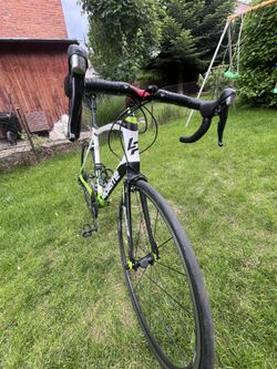 Silniční karbonové kolo Lapierre pulsium 700