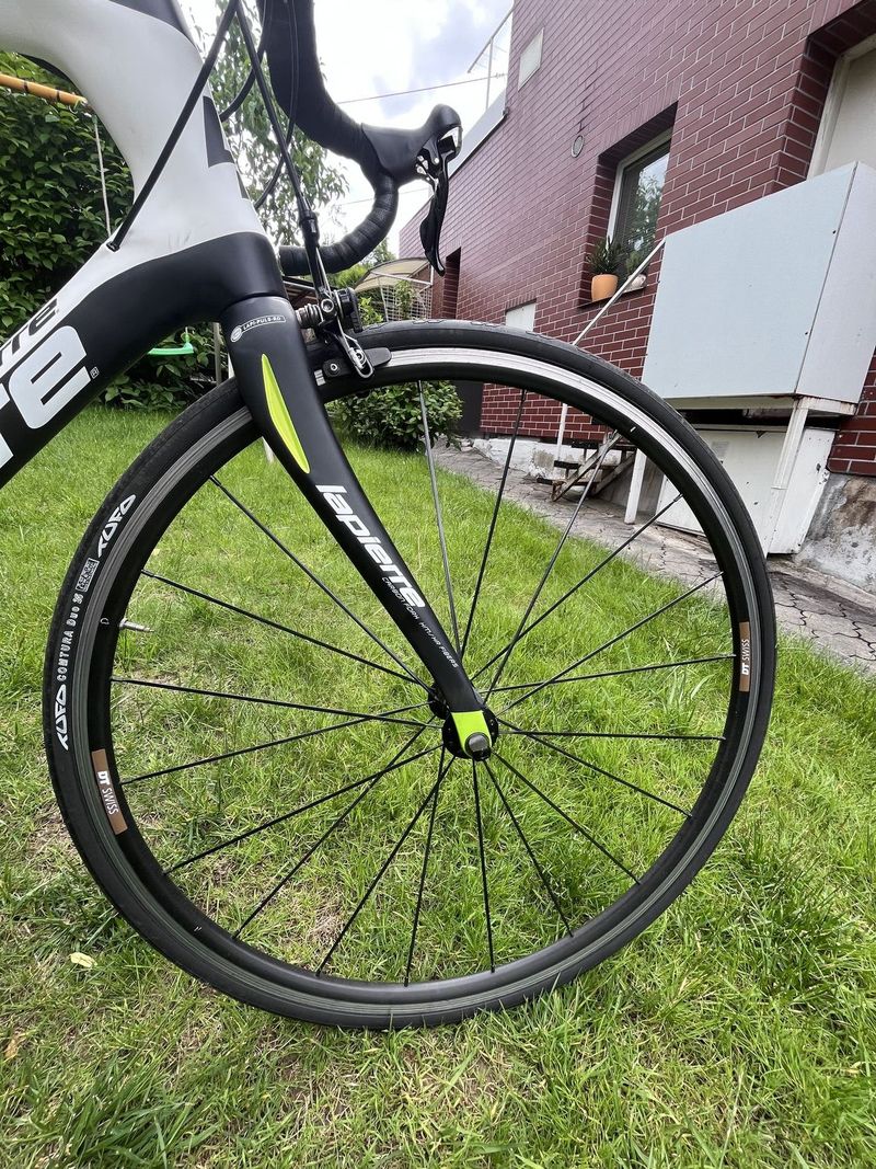 Silniční karbonové kolo Lapierre pulsium 700