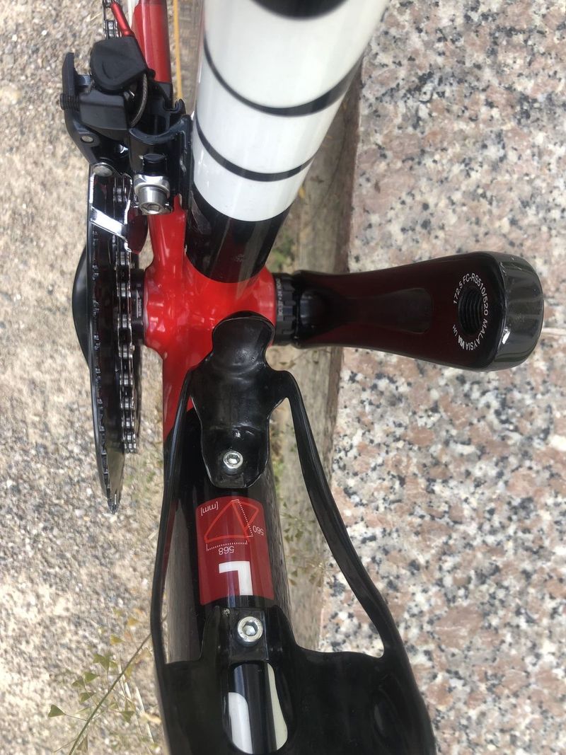 Prodám silniční kolo na časovku a triatlon s vysokými ráfky