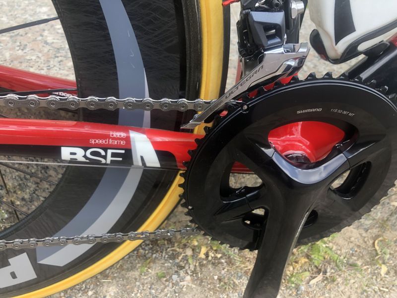 Prodám silniční kolo na časovku a triatlon s vysokými ráfky