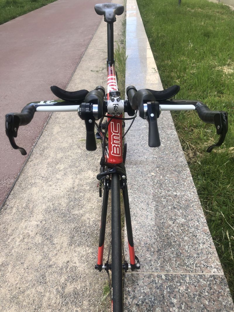 Prodám silniční kolo na časovku a triatlon s vysokými ráfky