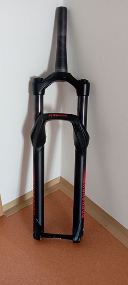 Vzduchová vidlice Rockshox RECON 