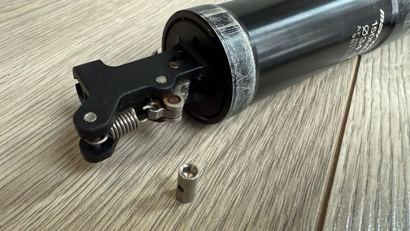 Teleskopická sedlovka X-Fusion Manic 150mm/34,9mm