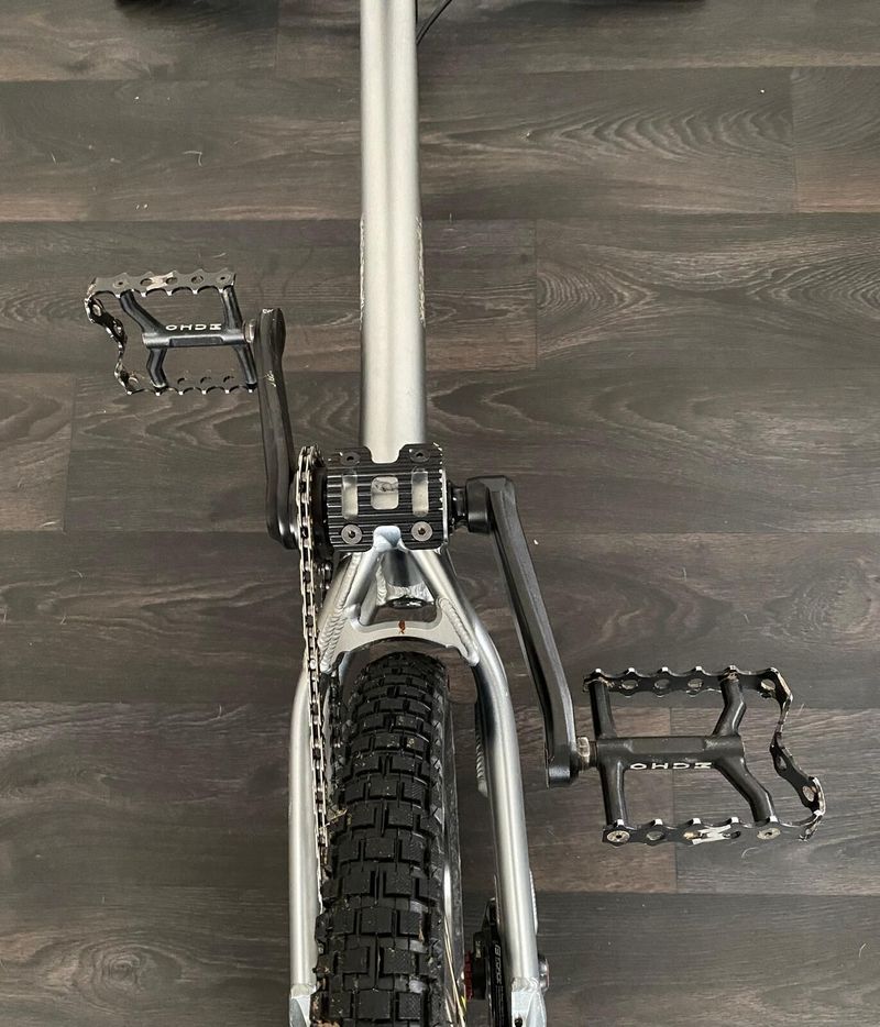 Trialové kolo ECHO 20" Kid