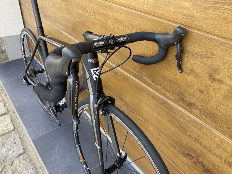 🔥🔥🔥 Rock Machine Raceride 700 vel. M, Ultegra DI2 11s, doprava ZDARMA + roční záruka 🤝🤝🤝