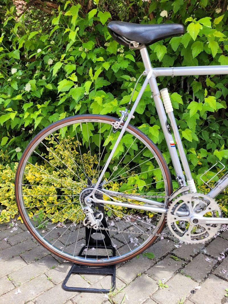 Favorit F1 Special 1986, výbava Campagnolo/Cinelli