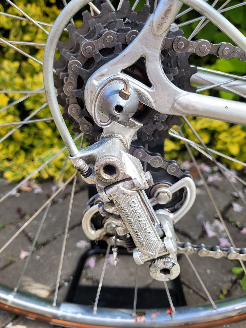 Favorit F1 Special 1986, výbava Campagnolo/Cinelli