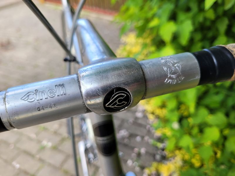Favorit F1 Special 1986, výbava Campagnolo/Cinelli