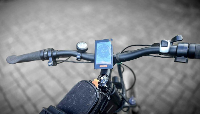 Horské elektrické skládací kolo SAMEBIKE LO 26 II 750W M-NINE prodám