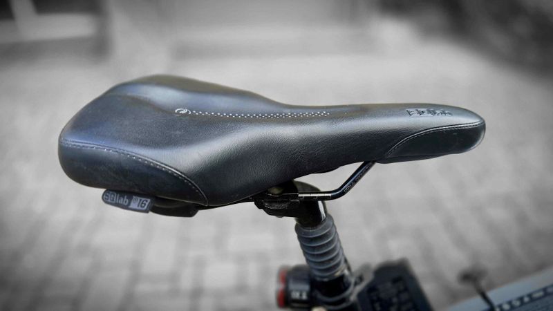Horské elektrické skládací kolo SAMEBIKE LO 26 II 750W M-NINE prodám
