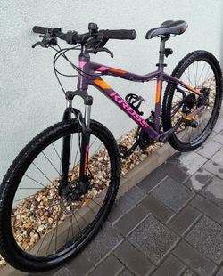 Prodám Jízdní kolo Kross Lea 3,0 27,5 Violet