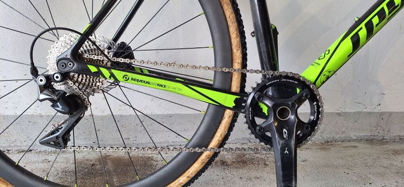 Závodní gravel/cyklokrosové kolo Spyder