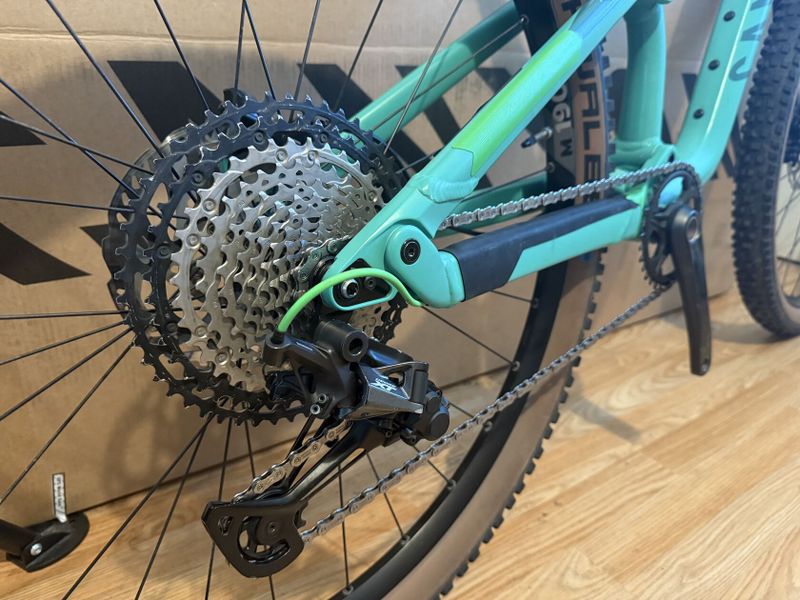 Canyon Neuron 7 (2022) – velikost L