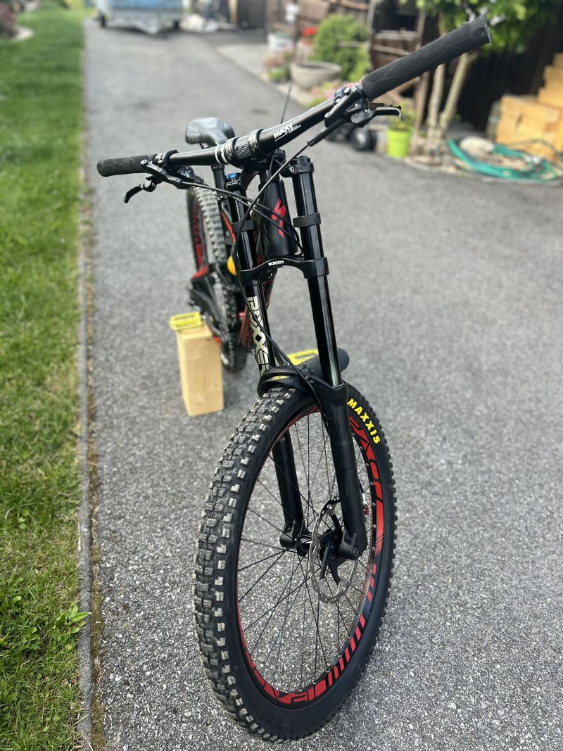 Specialized expert evo