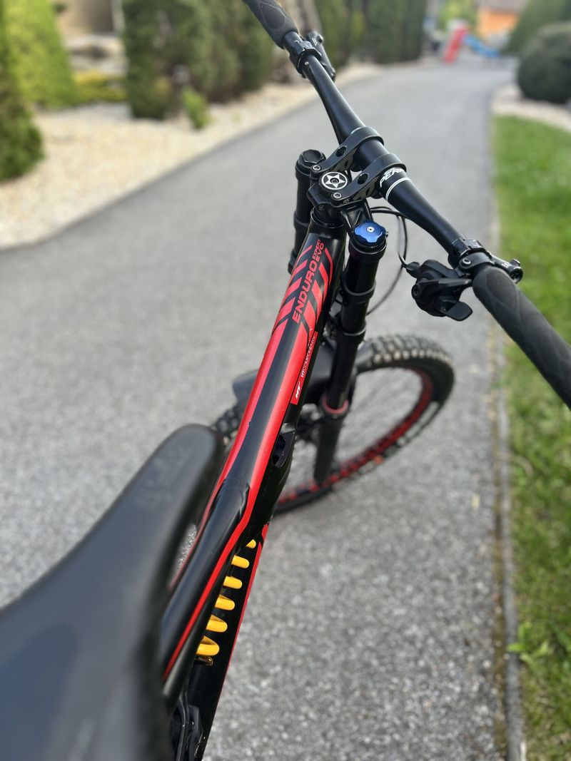 Specialized expert evo