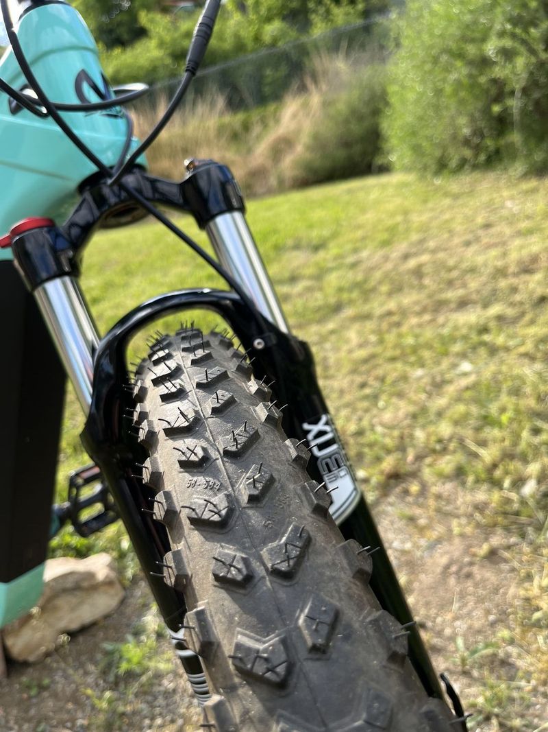 Jako NOVÉ elektroMTB SAVA 27.5” DECK 9.0 velikost “M”