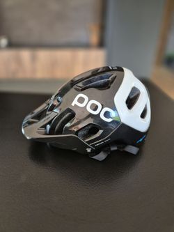 Prodám helmu POC tectal race spin