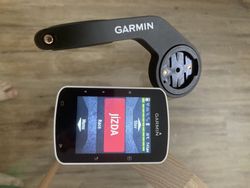 Garmin 520 s držákem 