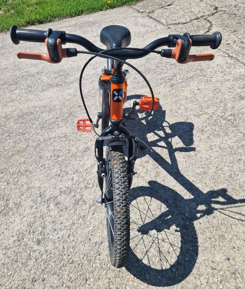 BTWIN 500 Robot 16"