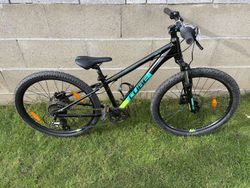 Cube Acid 240 Disc black n green
