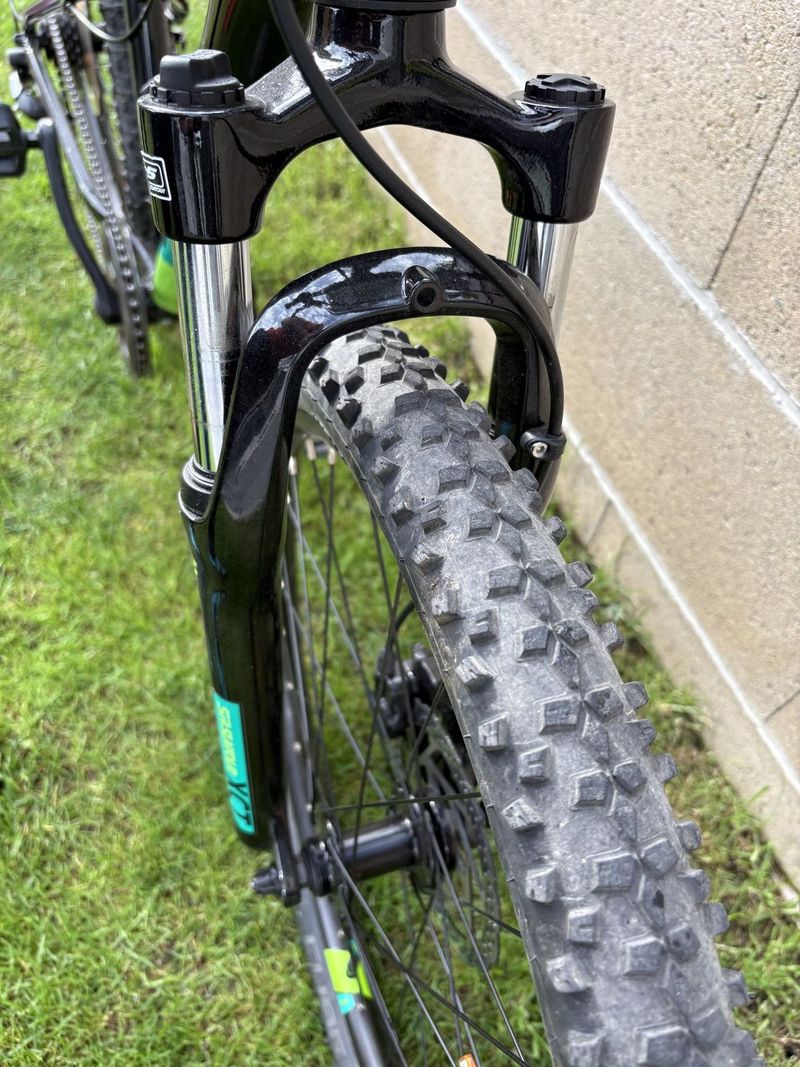 Cube Acid 240 Disc black n green