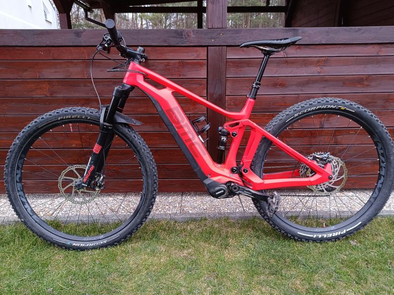 KARBONOVÉ ELEKTROKOLO BMC SPEEDFOX AMP TWO - vel. M