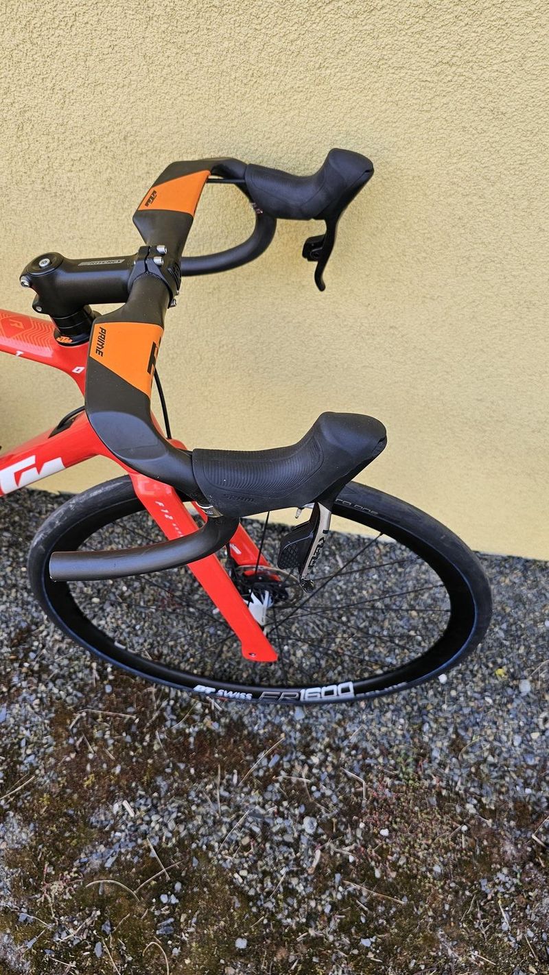 KTM Revelator alto exonic - Sram RED eTap