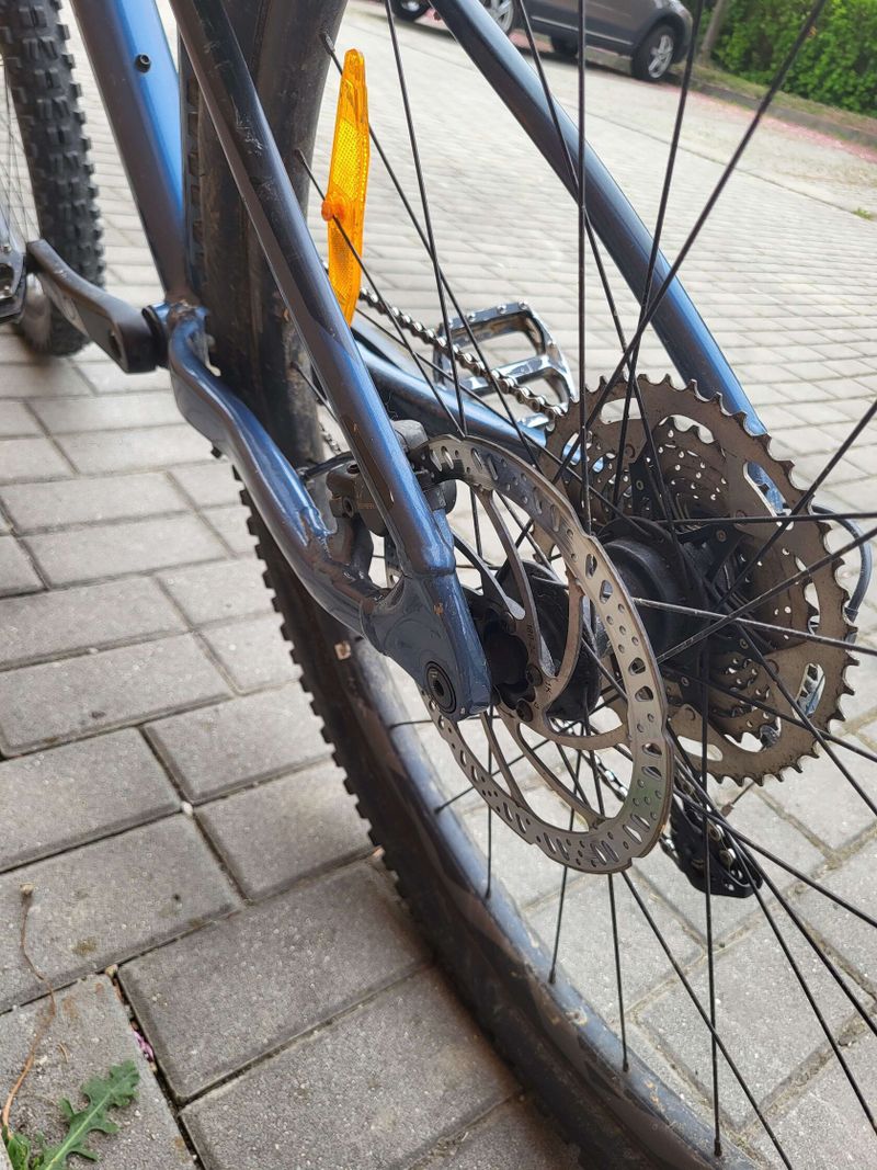 Giant Fathom 2 2022 - Skvělý stav, bežně jeto